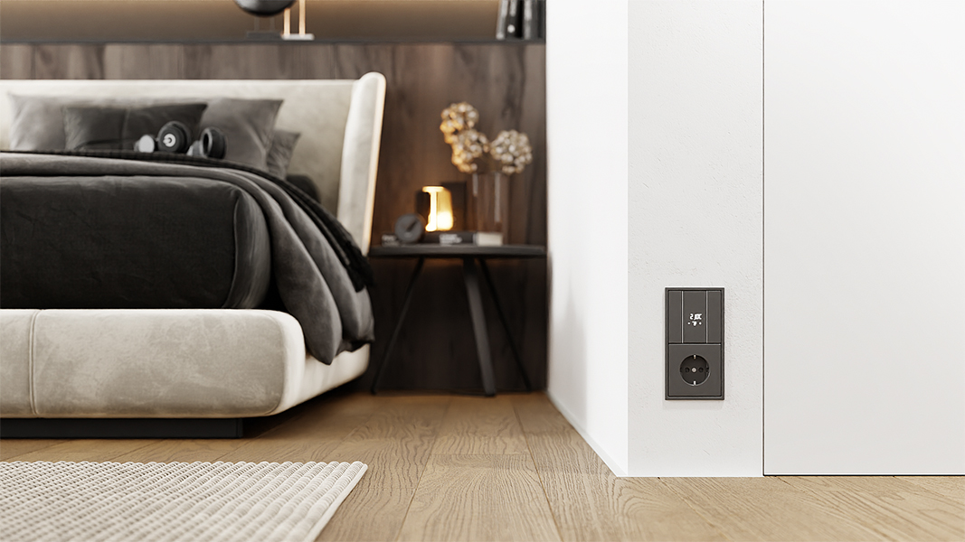 Микроплинтус для ламината. Микроплинтус во владимире. 3 чёрный. Minileist плинтус. Щелевой микроплинтус.